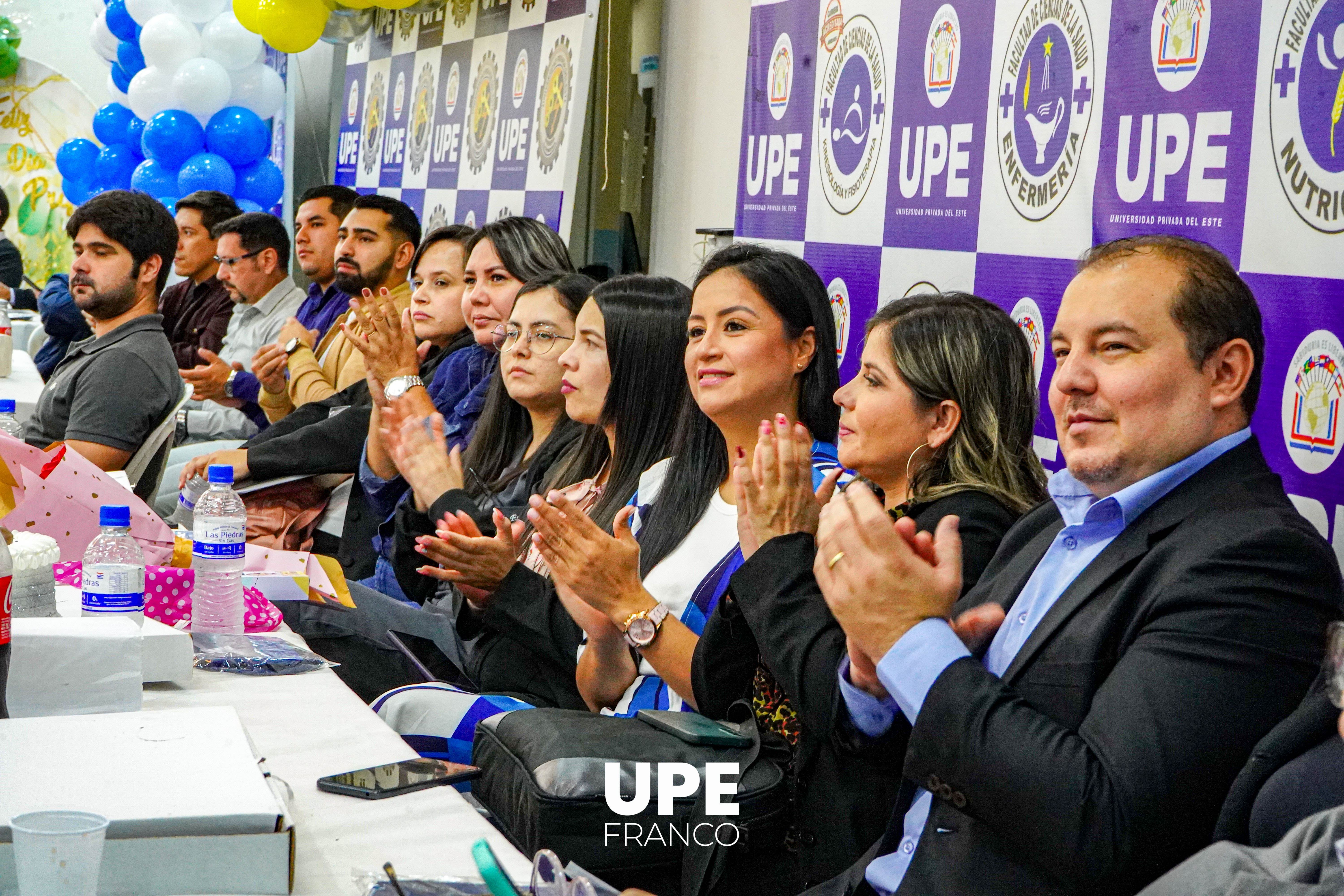 Día del Maestro: UPE Franco celebra la dedicación y entrega de sus docentes